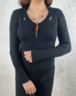 بلوز گپ یقه هفت طرح دار زنانه - Image 3